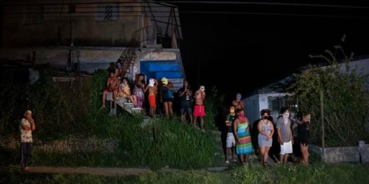 Cuba, sin luz. Foto agencias.