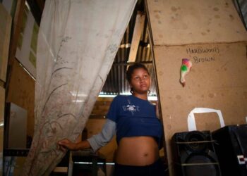 Embarazo adolescente. Venezuela. Foto Noticias A SIMPLE VISTA.