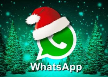 WhatsApp en Navidad. Foto de archivo.