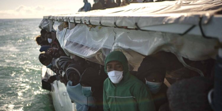 Barcos Humanitarios. Foto agencias.