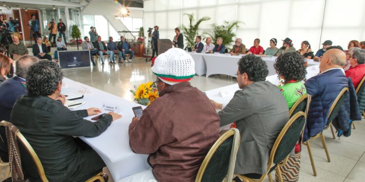 Diálogos de paz Gobierno de Colombia y el ELN en Venezuela. Foto agencias.