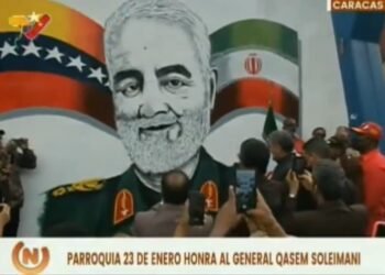 Mural en el 23 de enero. Qasem Solemaní. Foto captura de video.