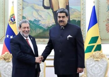 El Primer Ministro de San Vicente y las Granadinas, Ralph Gonsalves y Nicolás Maduro. Foto @PresidencialVen