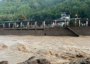 El desbordamiento de los ríos se dio por las fuertes lluvias del último fin de semana. (GAD Portovelo)