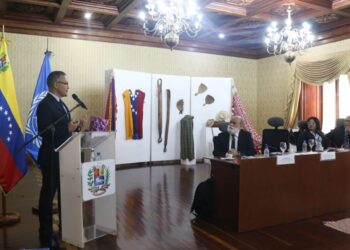 Ernesto Villegas. Foto @CancilleriaVE