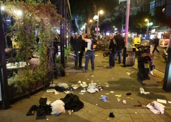 Ataque en el centro de Tel Aviv. Foto agencias.