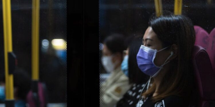 Corea del Sur, mascarillas transporte. Foto agencias.