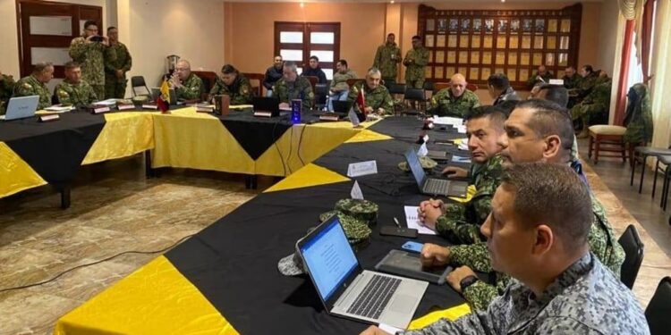 Una delegación del Ecuador arribó a las instalaciones de la Brigada Andes, en Tulcán, donde participan de un encuentro militar con sus pares de Colombia. Foto Ricardo Cabezas Foto El Universo