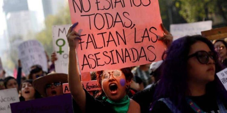 Bolivia, protestas por femiinicidios. Foto agencias.