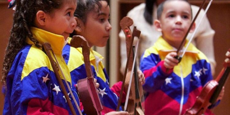 Sistema Nacional de Orquestas y Coros Juveniles e Infantiles de Venezuela. Foto de archivo.