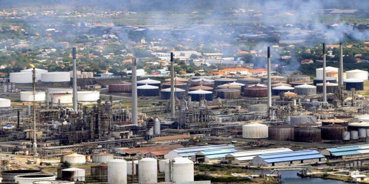 Refinería de Curazao. Foto de archivo.