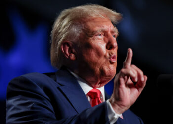 Former U.S. President and Republican candidate Donald Trump makes a keynote speech at a Republican fundraising dinner in Columbia, South Carolina, U.S. August 5, 2023.  REUTERS/Sam Wolfe