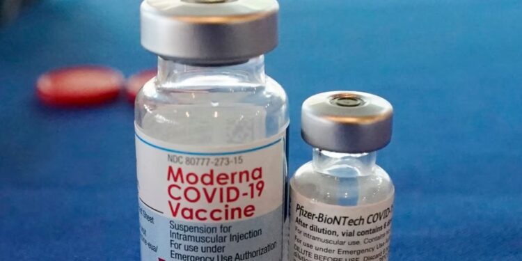 Las nuevas vacunas contra la covid-19 de Moderna y PfizerBioNTech