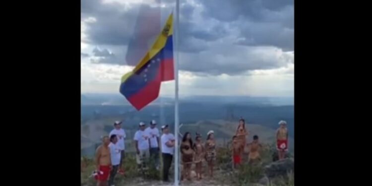 Sierra de Paracaima, Foto captura de video.