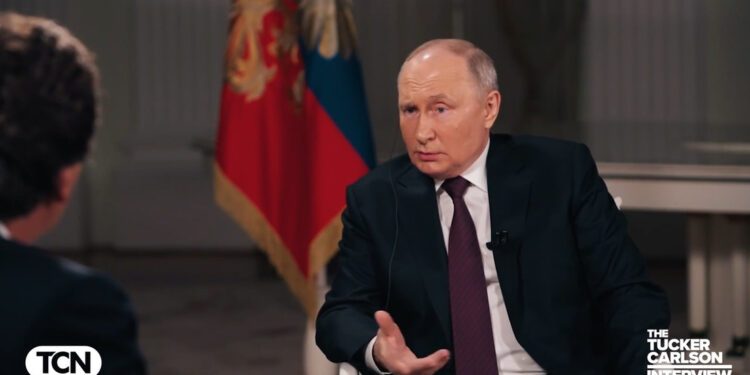 Vladímir Putin durante su entrevista con Tucker Carlson.