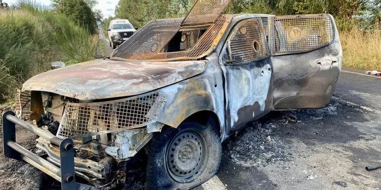 Los agentes fueron encontrados calcinados dentro de una patrulla policial en una ruta de la localidad de Cañete, en las cercanías de la ciudad de Concepción (REUTERS).