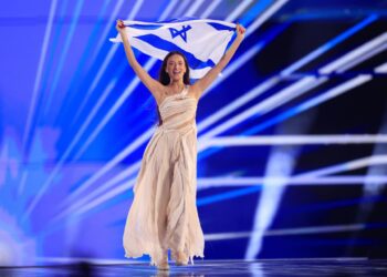 Malmo (Sweden), 11/05/2024.- Eden Golan representing Israel with the song 'Hurricane' during the final dress rehearsal before the final of the 68th edition of the Eurovision Song Contest (ESC) at the Malmo Arena in Malmo, Sweden, 11 May 2024. The final of 2024 Eurovision Song Contest takes place on 11 May. (Suecia) EFE/EPA/ANDREAS HILLERGREN SWEDEN OUT