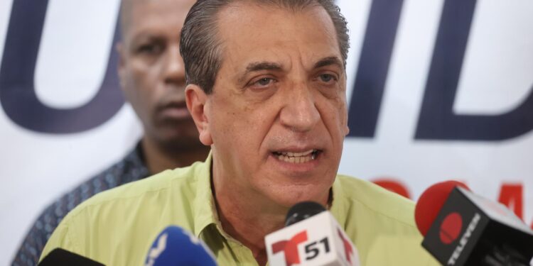 Biagio Pilieri spokesman of the Democratic Unitary Platform speaks during a press conference in Caracas, Venezuela, 1 November 2023. EFE/ Miguel Gutiérrez