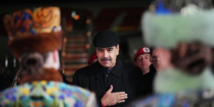 Kazan (Russian Federation), 21/10/2024.- A handout photo made available by photo host brics-russia2024.ru shows President of Venezuela Nicolas Maduro attending a welcoming ceremony upon his arrival at Kazan International Airport prior to the BRICS summit in Kazan, Russia, 22 October 2024. The BRICS summit takes place from 22 to 24 October and is expected to be the largest foreign policy event ever held in Russia. (Rusia) EFE/EPA/Alexander Vilf /PHOTO HOST BRICS-RUSSIA2024.RU HANDOUT 
HANDOUT EDITORIAL USE ONLY/NO SALES