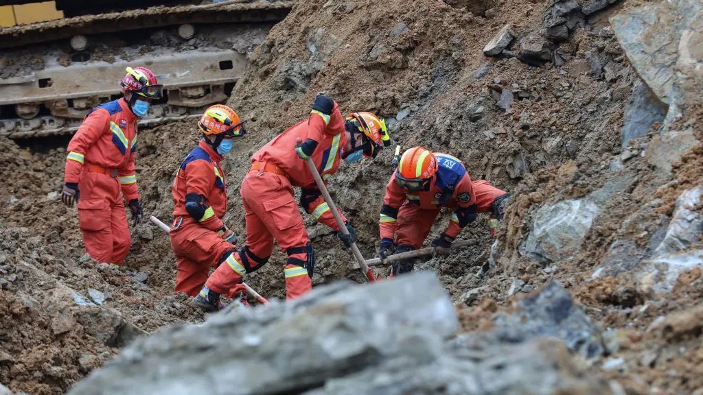 Trece desaparecidos tras un derrumbe en una obra en el sureste de China - AlbertoNews - Periodismo sin censura