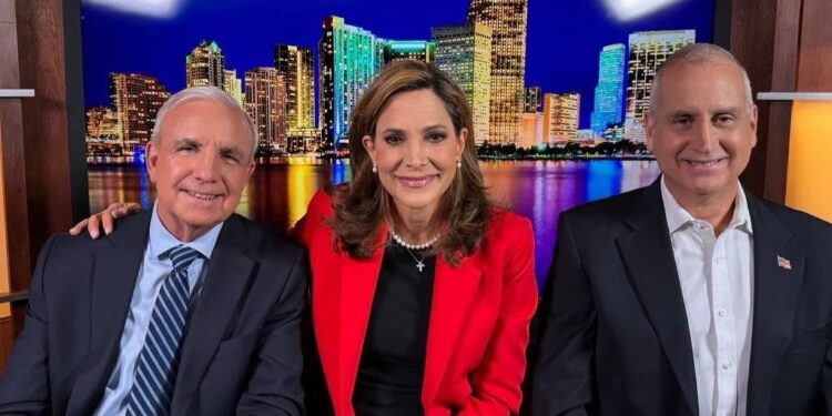 Carlos A. Giménez (FL-28), Mario Díaz-Balart (FL-26) y María Elvira Salazar